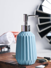 Ribbed Pattern Soap Dispenser