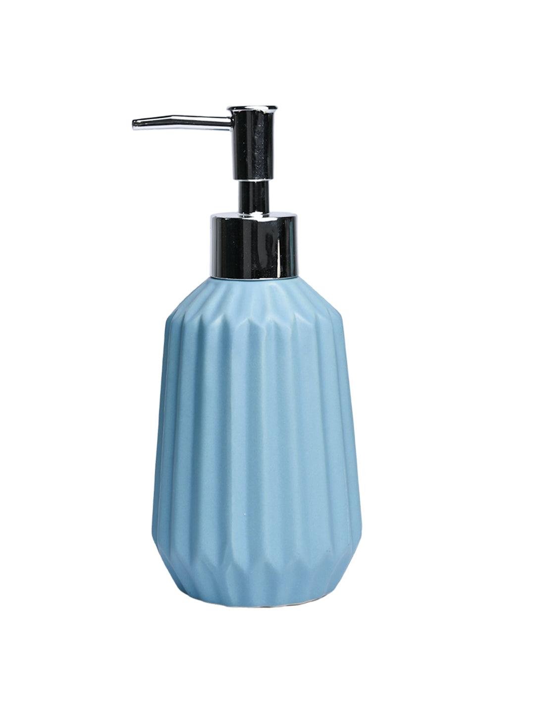 Ribbed Pattern Soap Dispenser