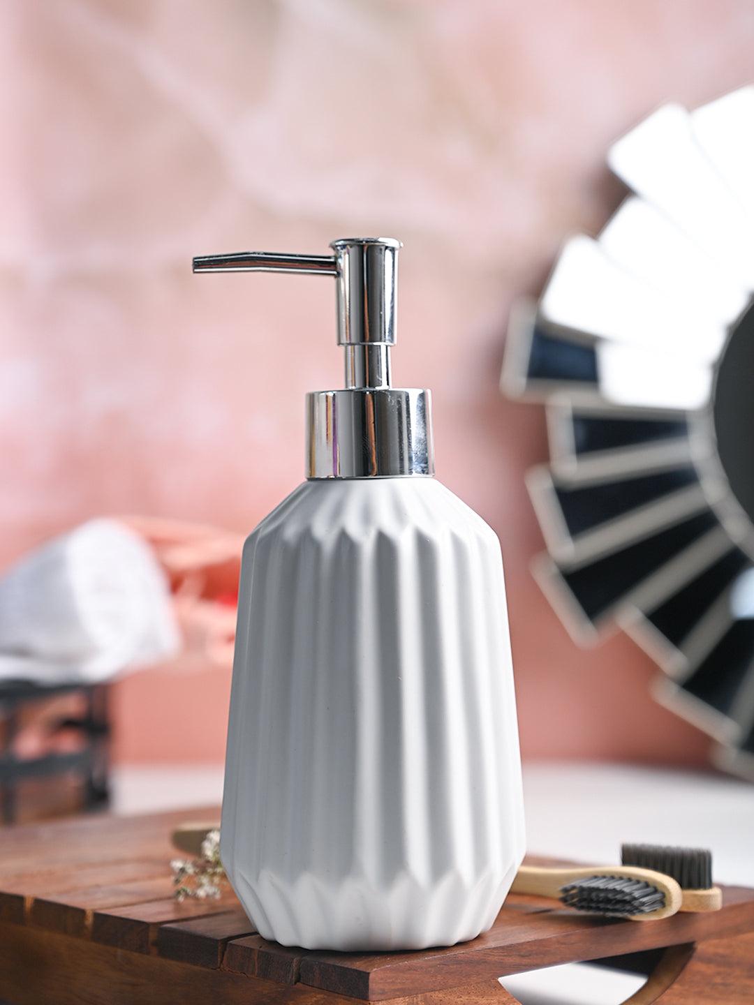 Ribbed Pattern White Soap Dispenser