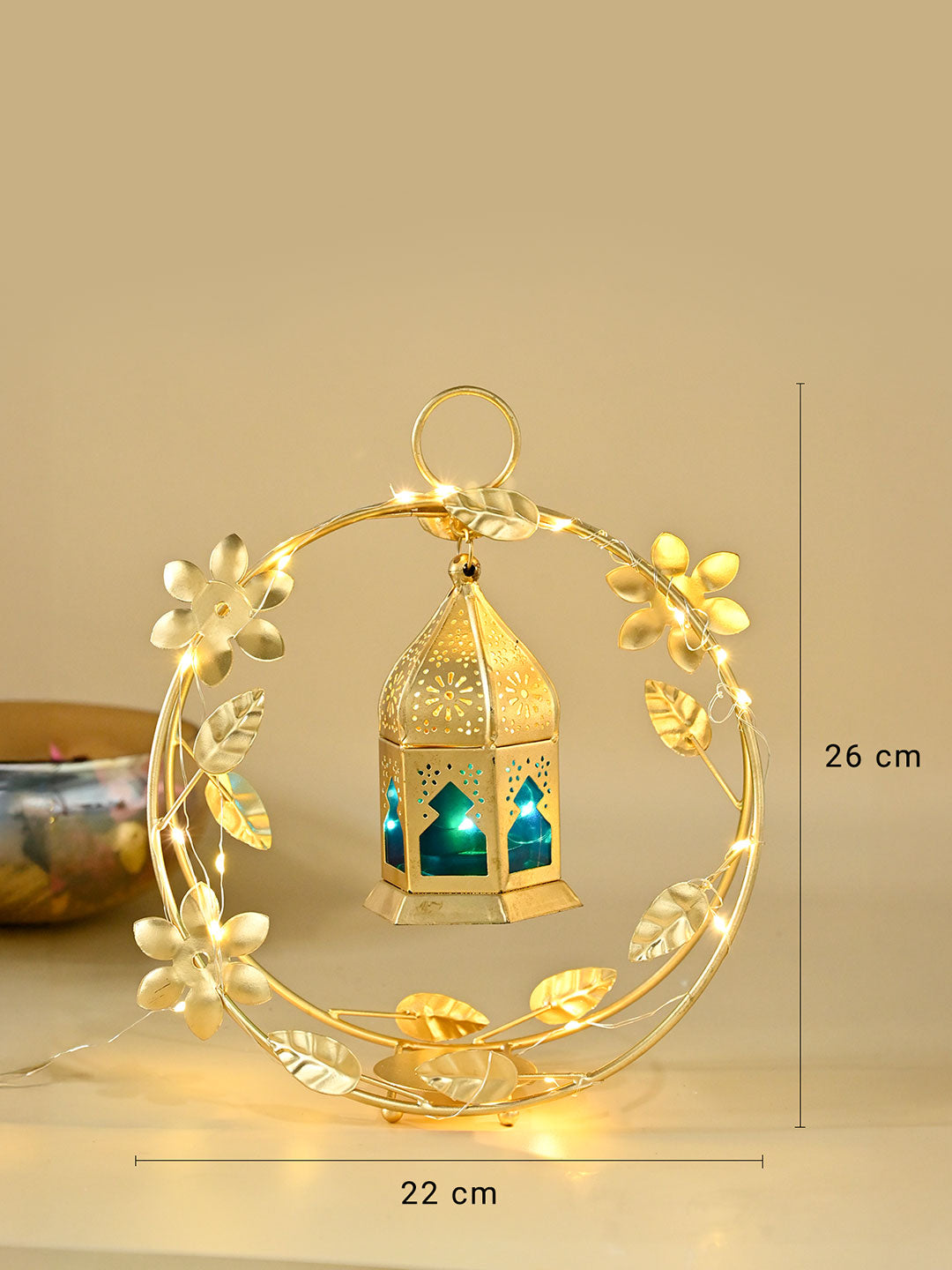 Golden Wreath Lantern