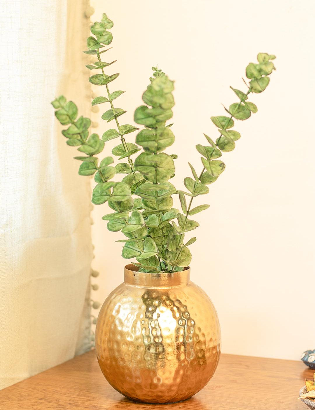 decorative-golden-hammered-vase-matka-shape-vases-1.jpg